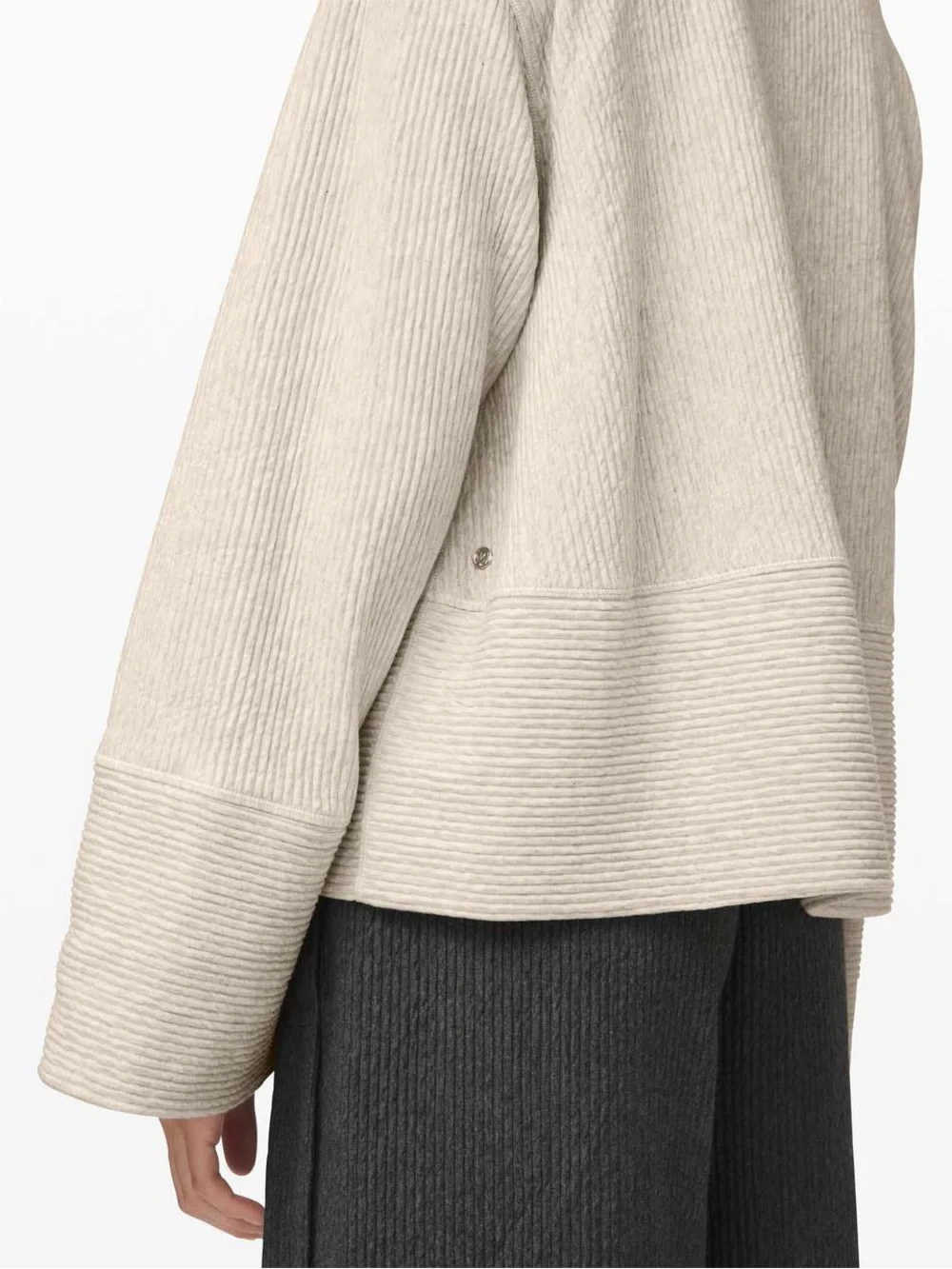343. Lululemon Retreat Yourself Pullover Heathered Light Ivory M/L ptp20